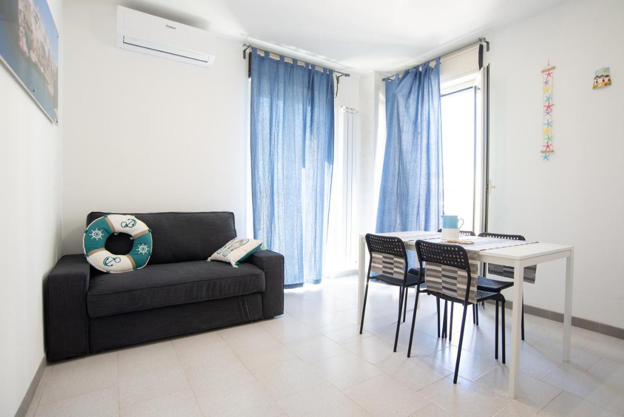 Chiale Holiday Apartments 滨海波利尼亚诺 外观 照片